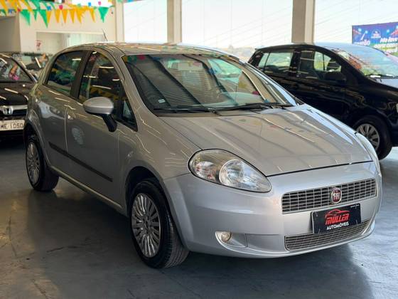 FIAT PUNTO 1.4 ATTRACTIVE 8V FLEX 4P MANUAL FIAT PUNTO 1.4 ATTRACTIVE 8V FLEX 4P MANUAL